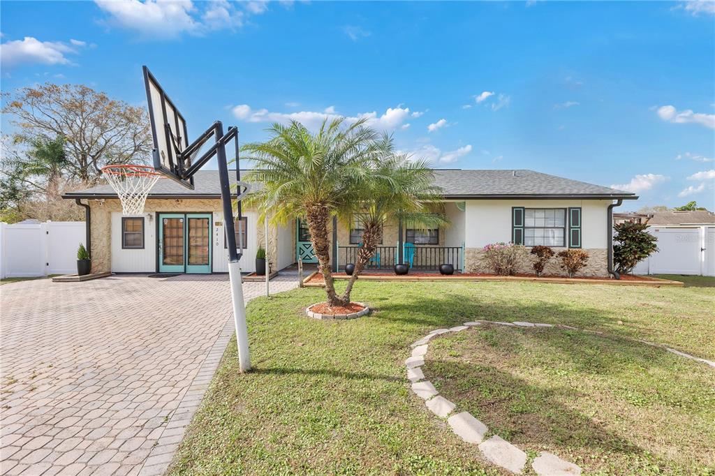 2410 SWEETBRIAR COURT