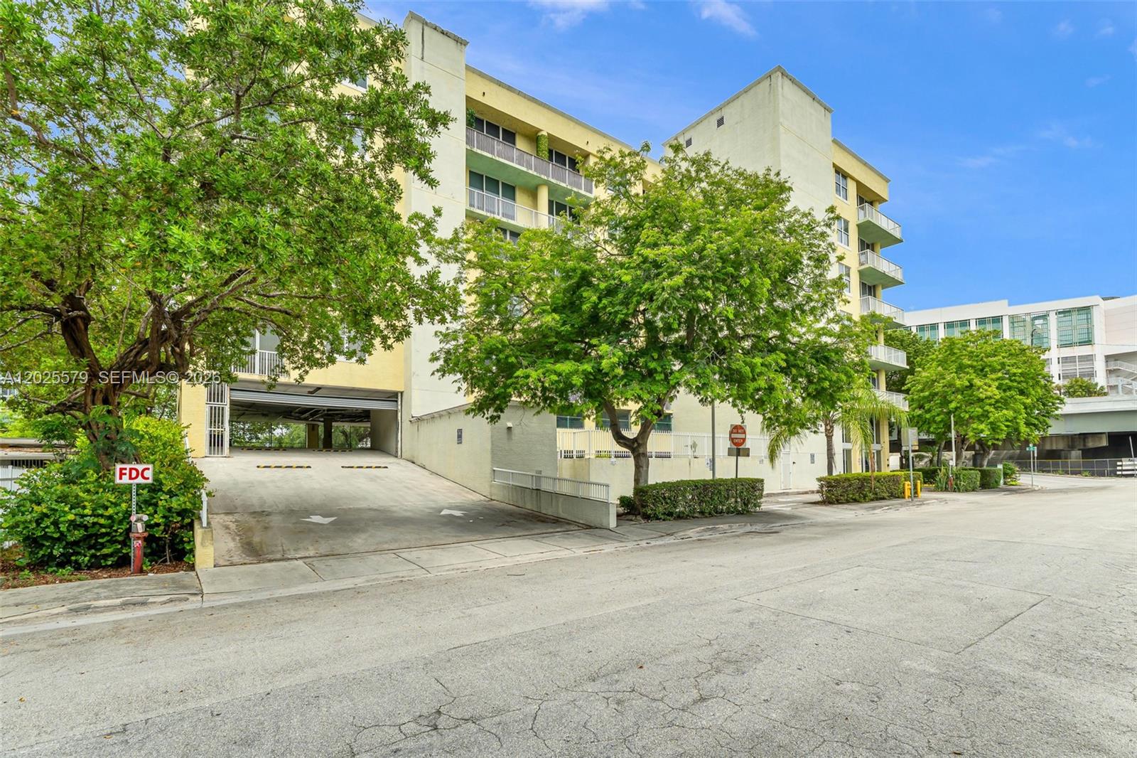 1350 NW 8th Ct # 207, Miami FL 33136