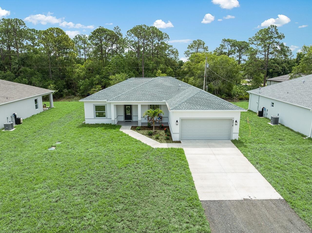 8216 104th Court, Vero Beach FL 32967
