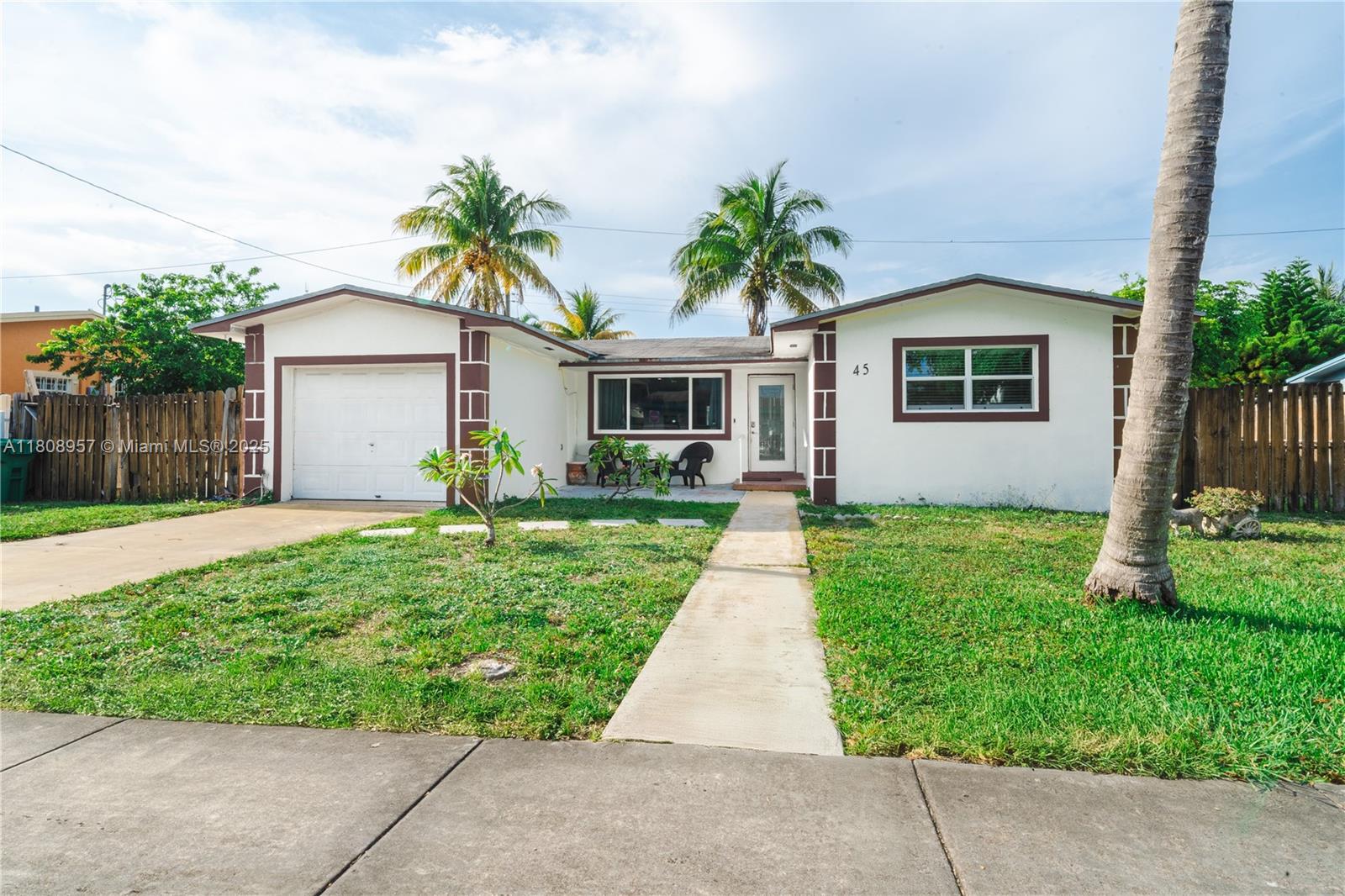 45 NW 188th St, Miami Gardens FL 33169