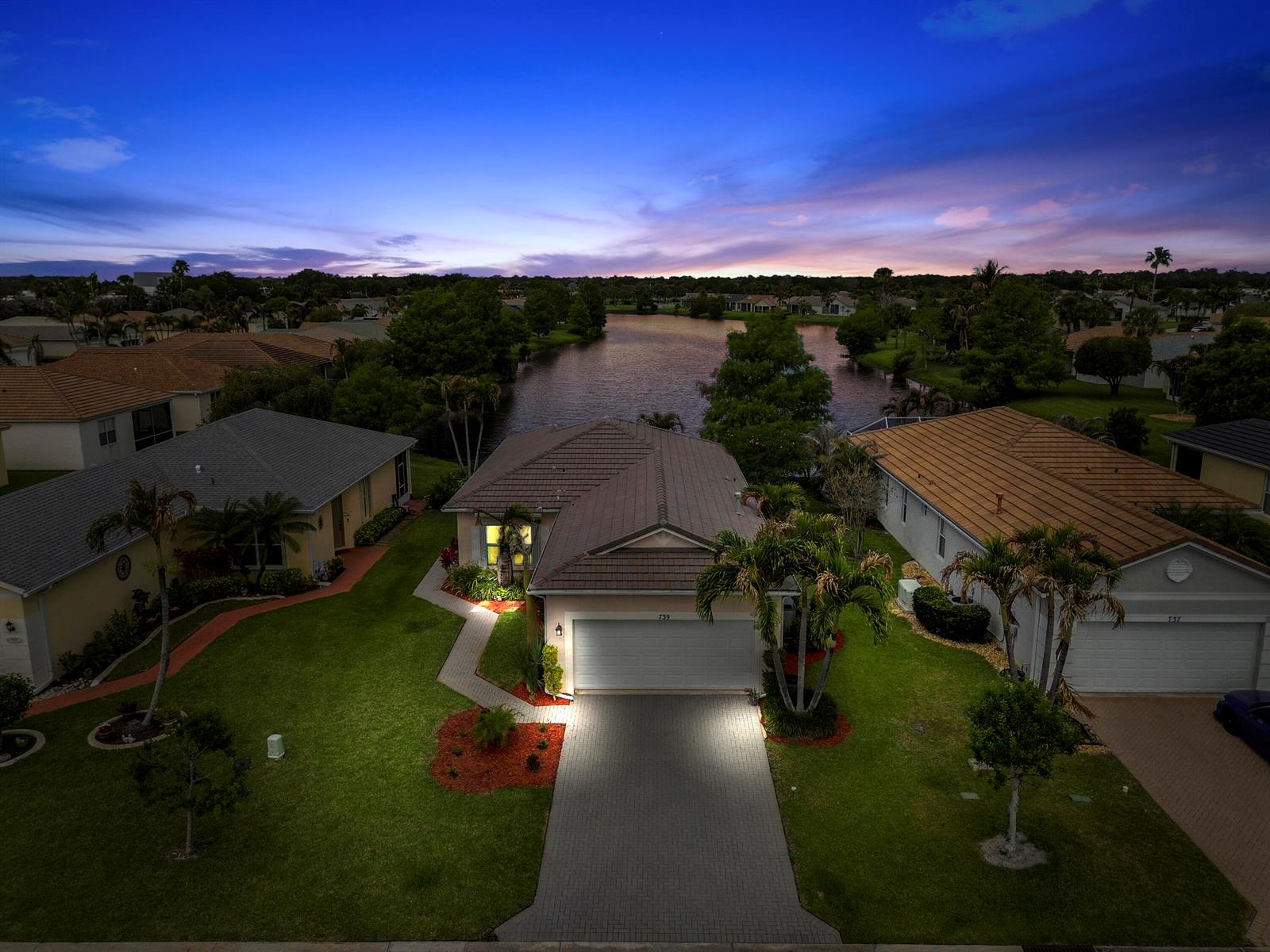 739 SW Rocky Bayou Terrace, Port St. Lucie FL 34986