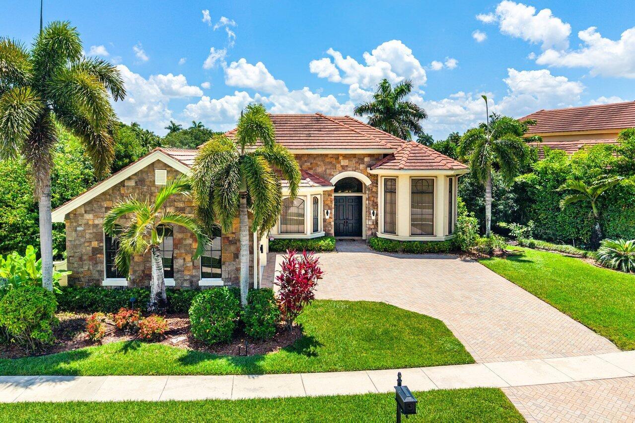 3592 Collonade Drive, Wellington FL 33449