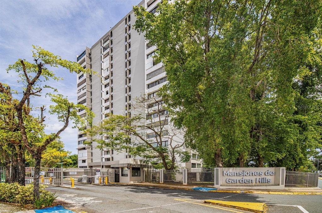 14-A CONDOMINIO MANSIONES DE GARDEN HILLS UNIT 1