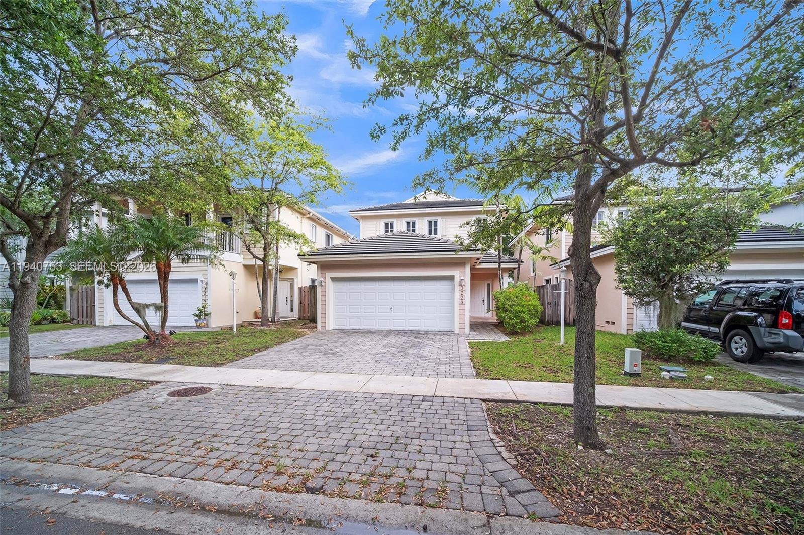 3223 SE 2nd Dr, Homestead FL 33033