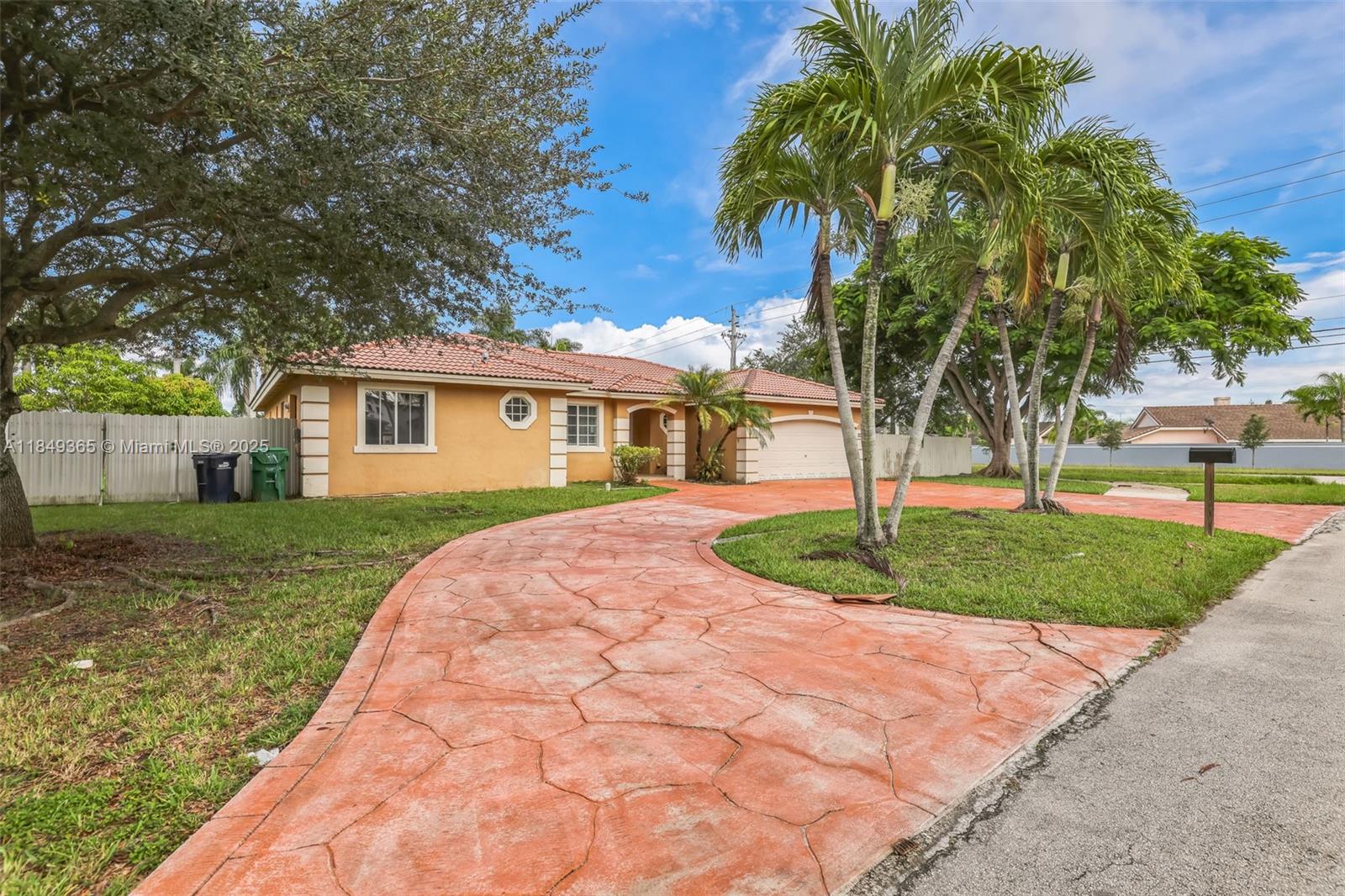 21533 SW 128th Pl, Miami FL 33177