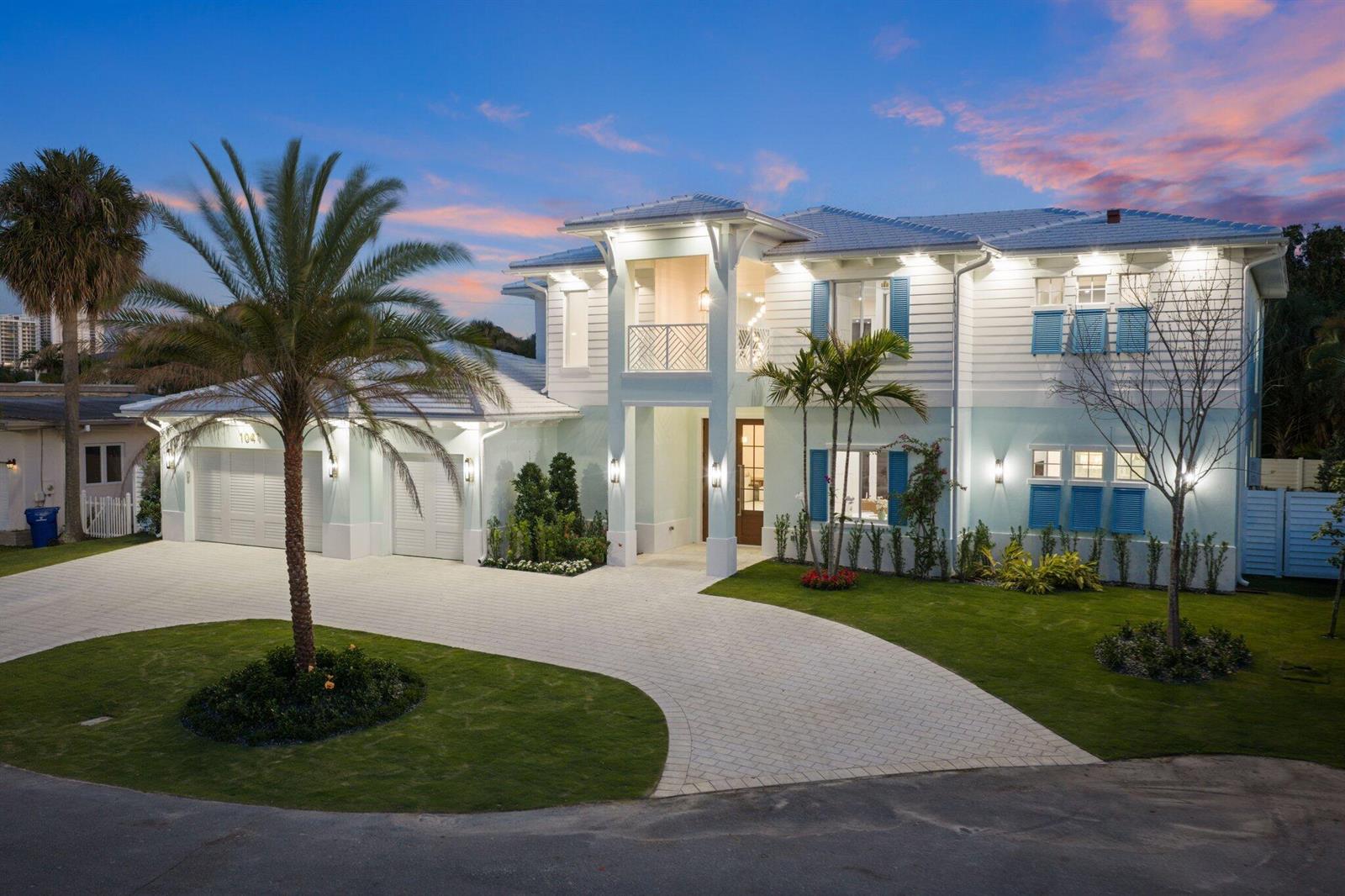 1041 Bimini Lane, West Palm Beach FL 33404