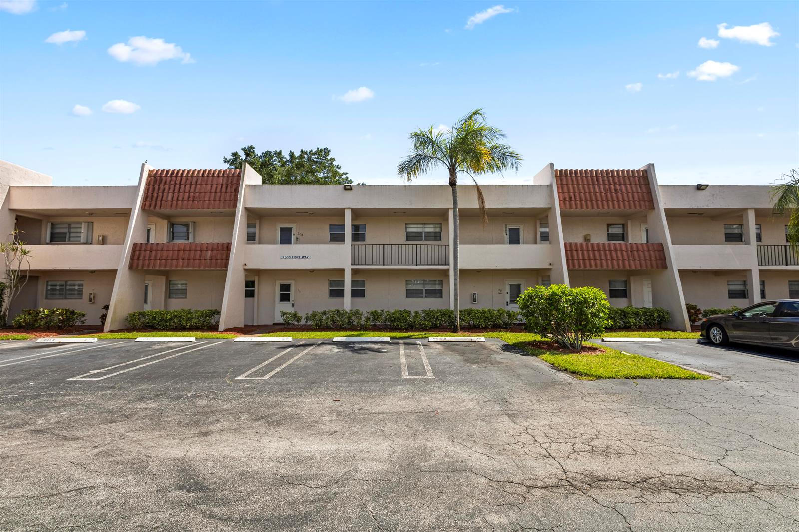 2500 Fiore Way # 103a, Delray Beach FL 33445