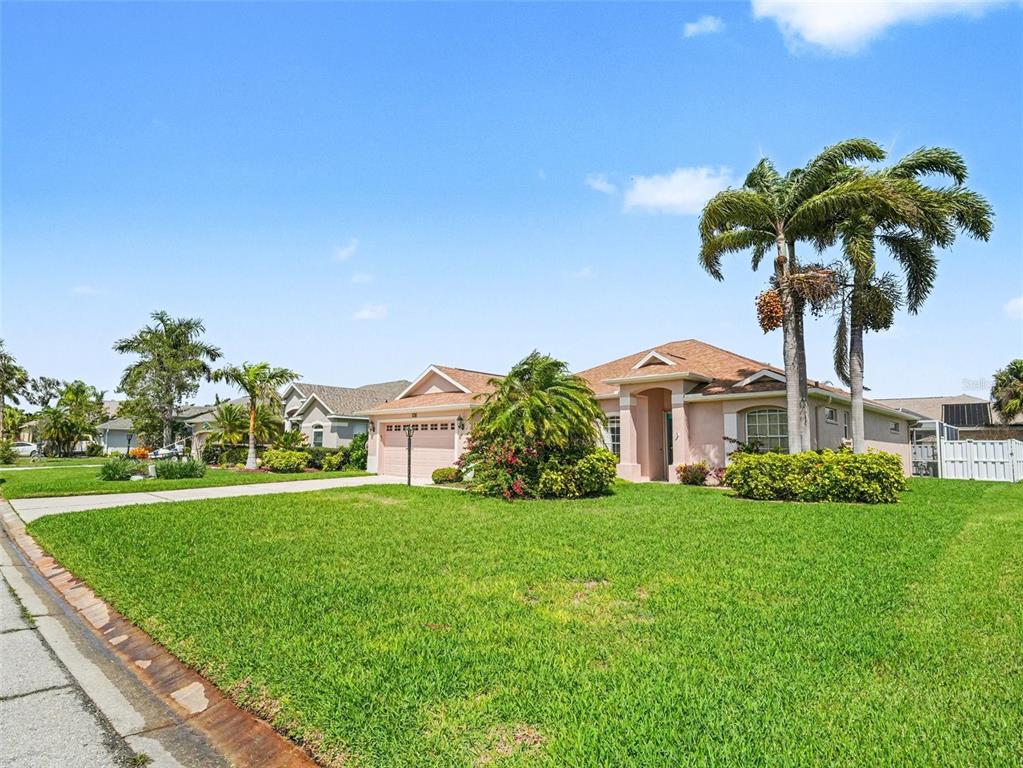 535 PLANTERS MANOR WAY, BRADENTON, FL — photo 2 of 30