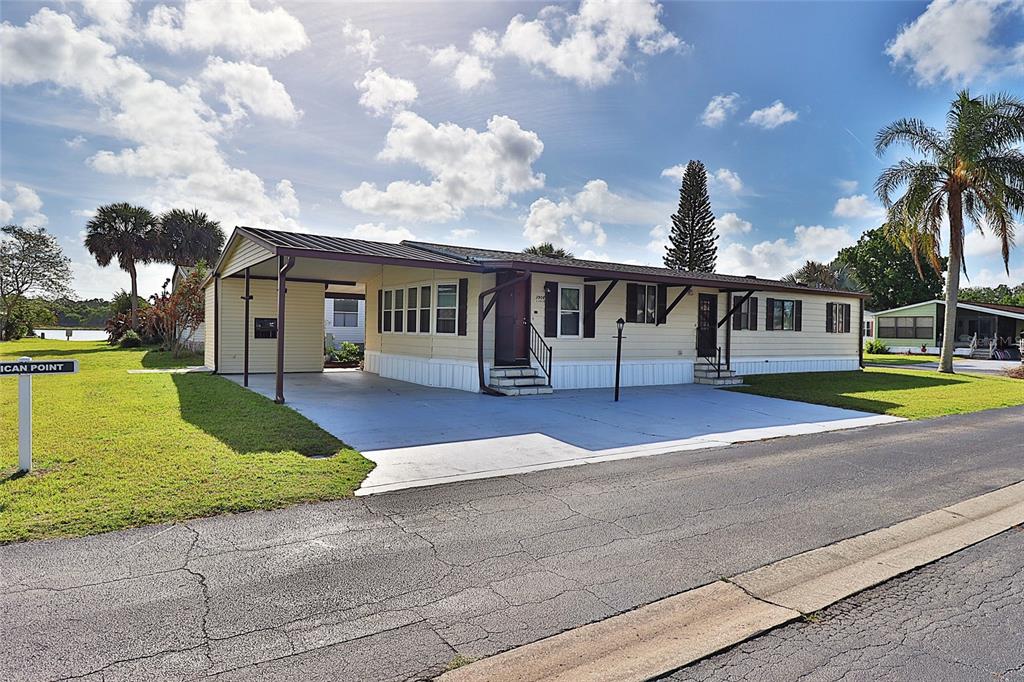 3906 CHINABERRY PLACE