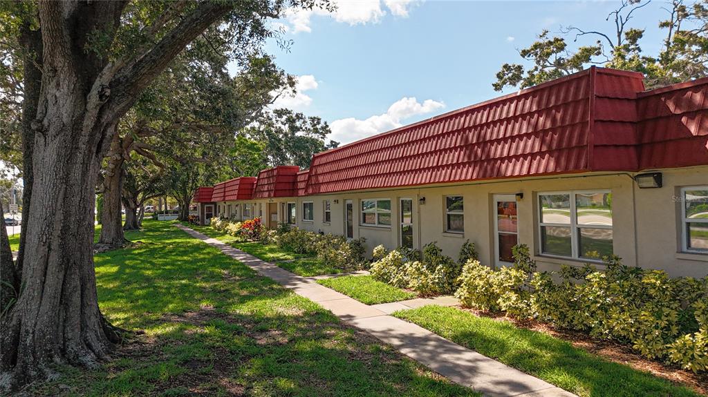 5870 38TH AVENUE N UNIT 44