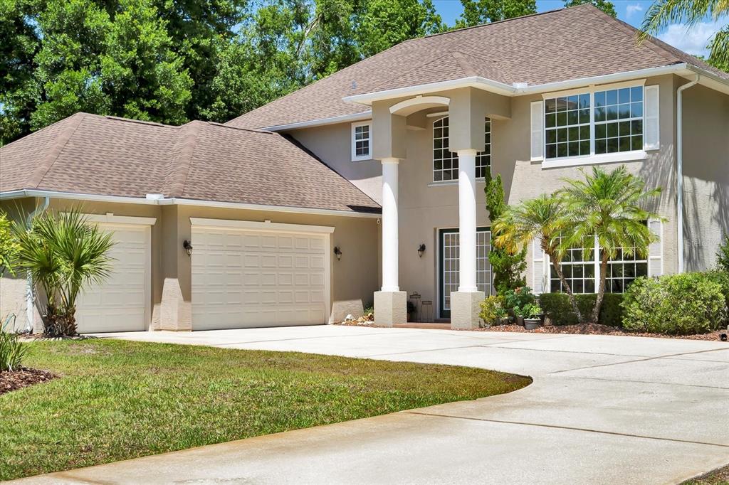 305 COUNTRY CIRCLE DRIVE E