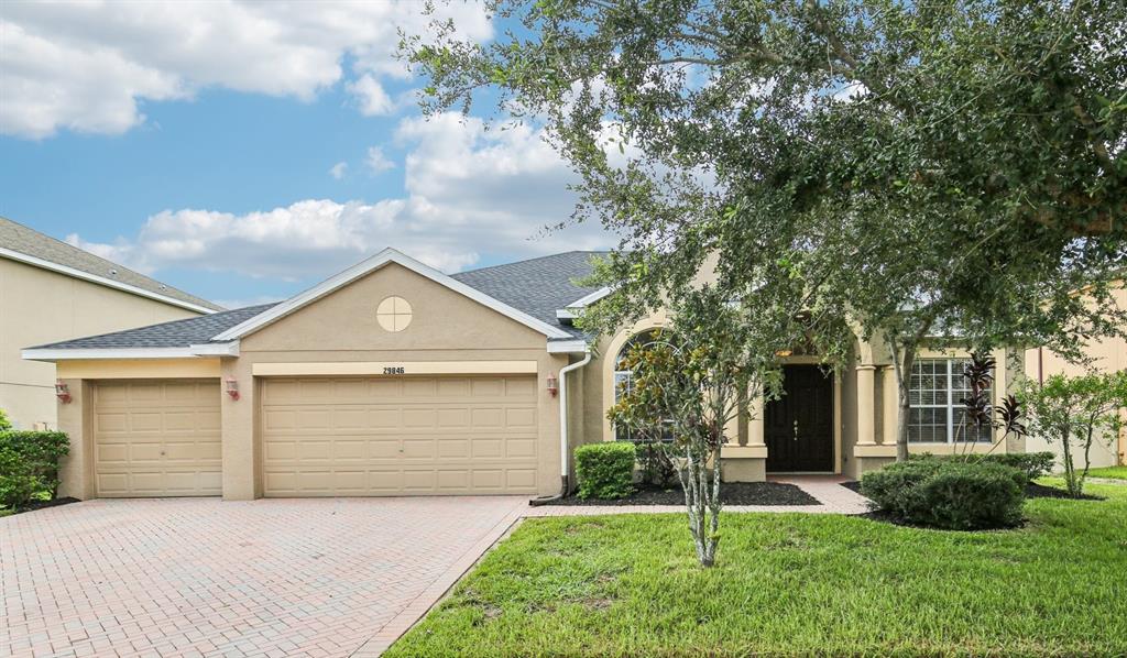 29846 BOYETTE OAKS PLACE