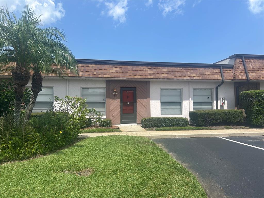 6050 CHESHAM DRIVE UNIT 6