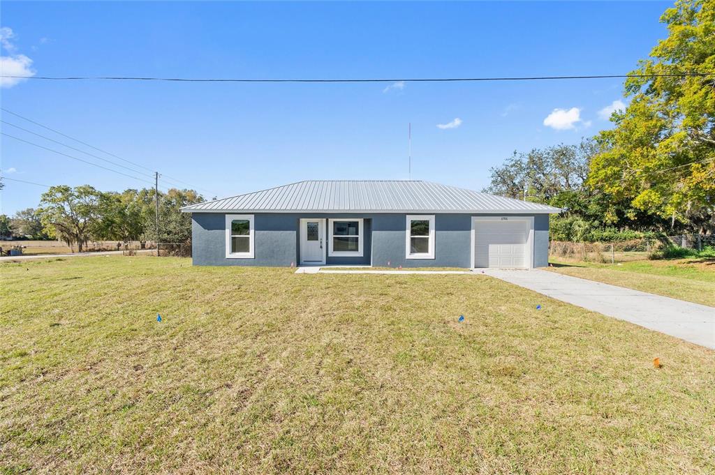 1701 N LAKE PIONEER DRIVE