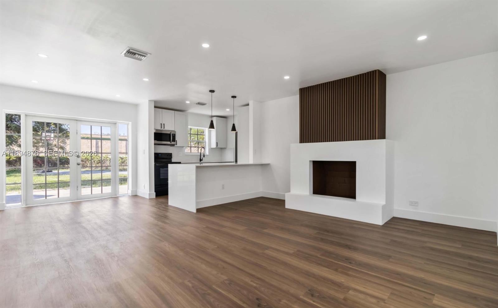 2411 SW 50th Ter, Fort Lauderdale FL 33317