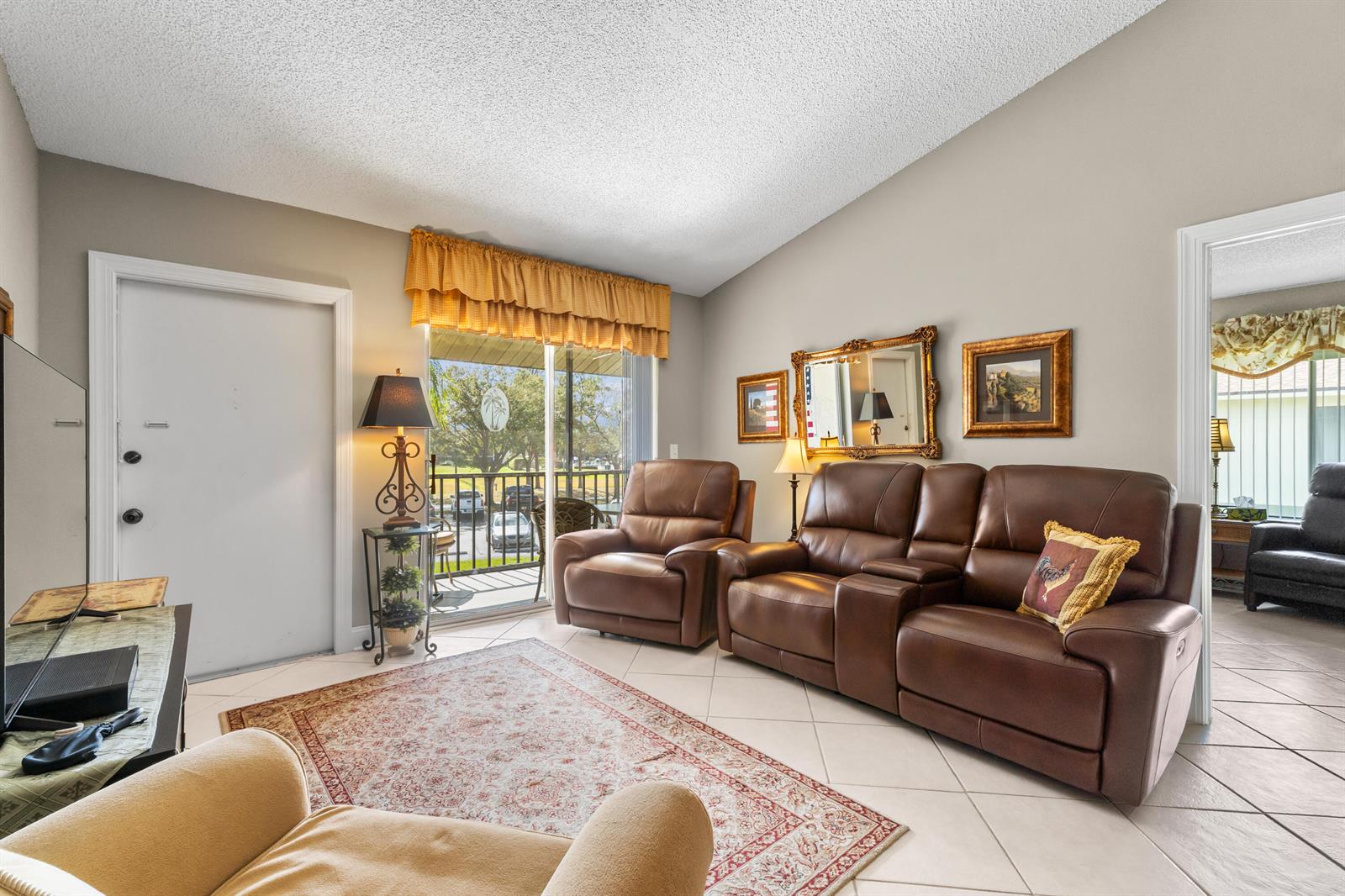 6426 Chasewood Drive, Jupiter FL 33458
