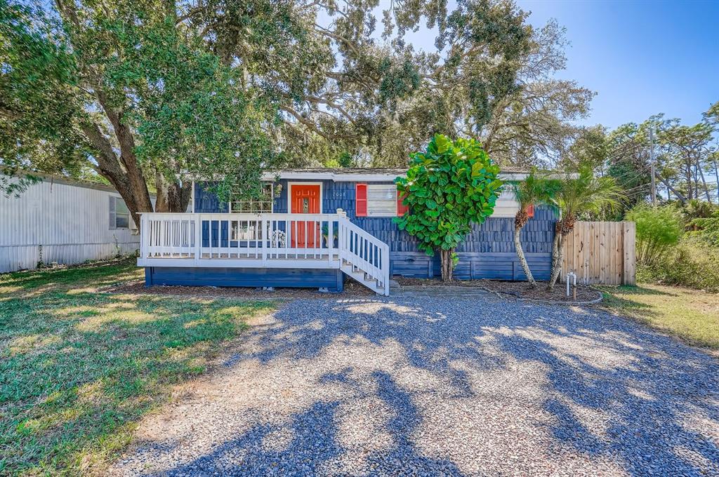 7008 CREEK DRIVE
