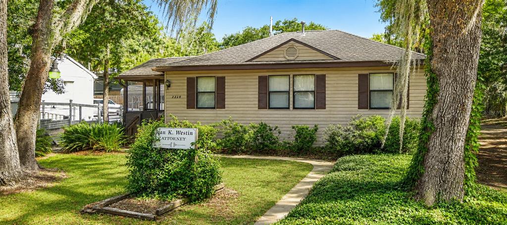 1215 NW 12TH AVENUE