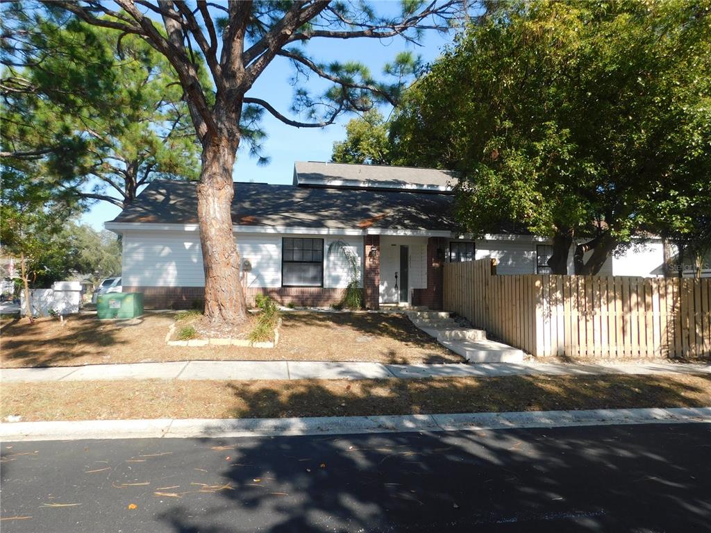 2233 SPRINGWOOD CIRCLE W