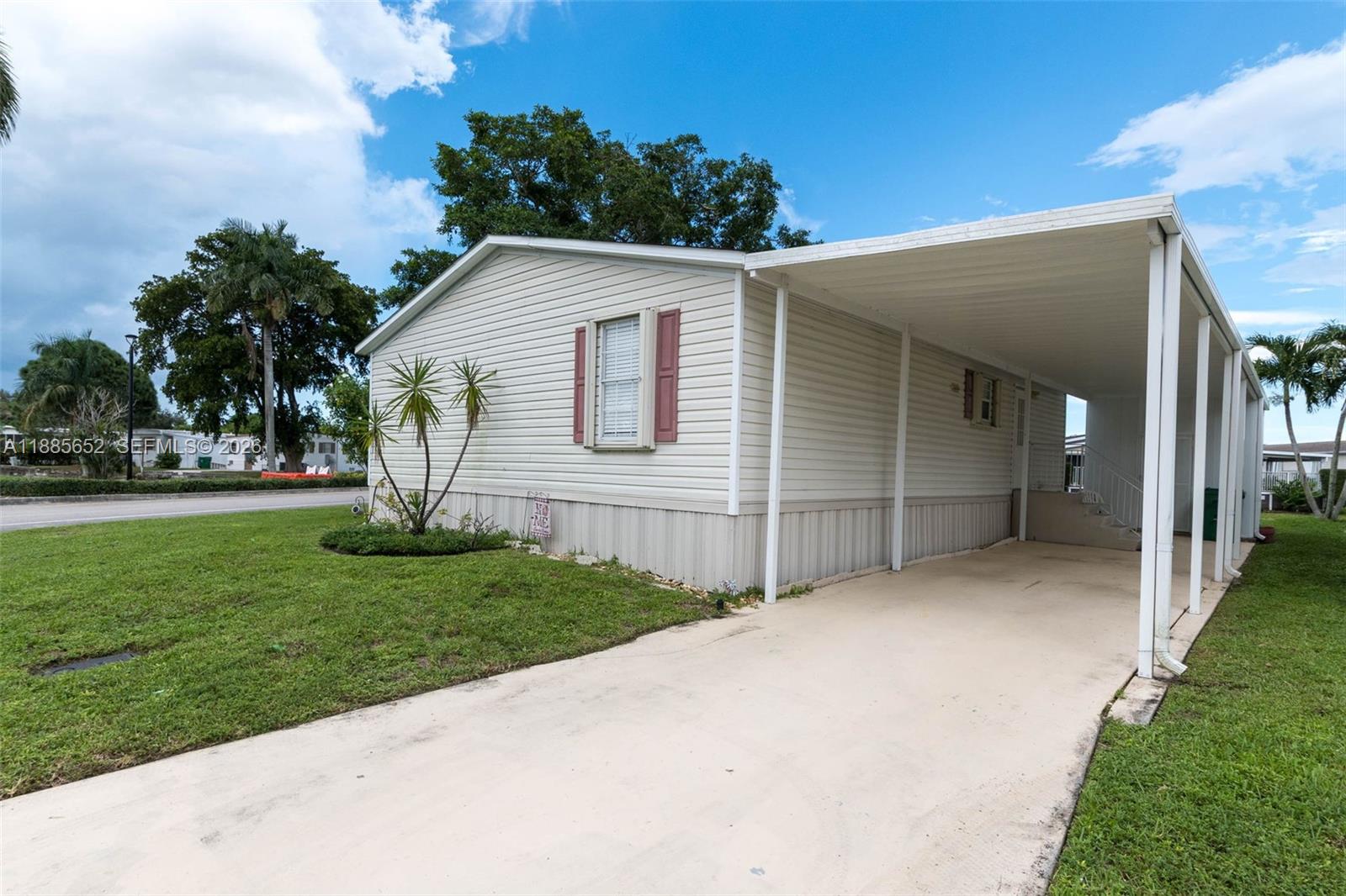 1800 SW 85th Ave, Davie FL 33324