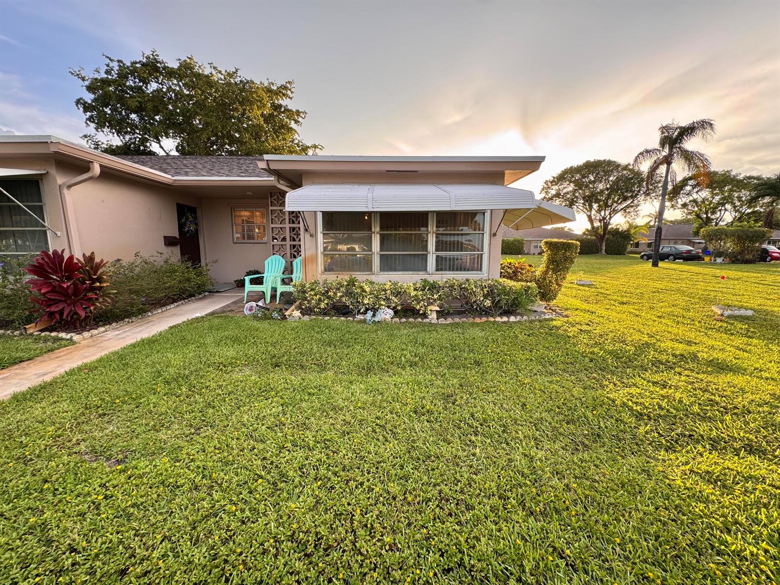 1252 Club Drive W # D, Delray Beach FL 33445