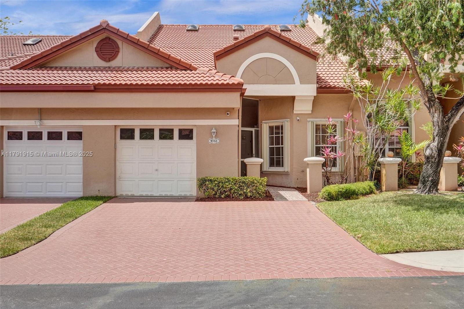 9751 Malvern Dr, Tamarac FL 33321