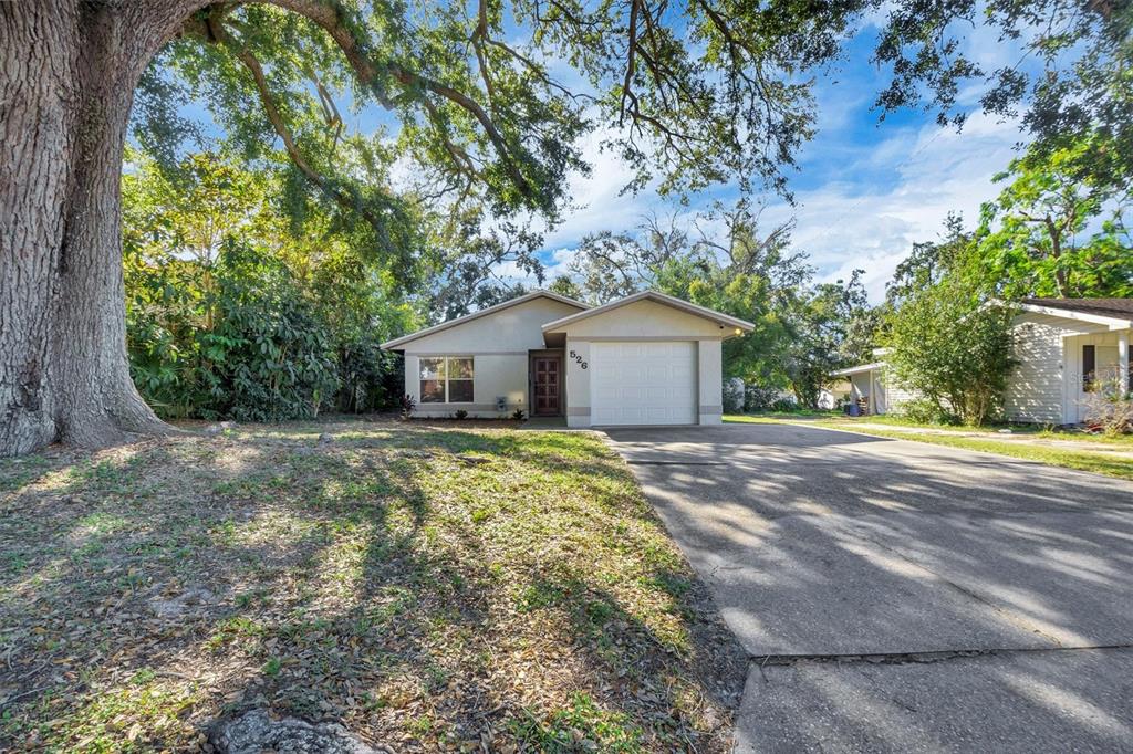 526 PALENCIA PLACE