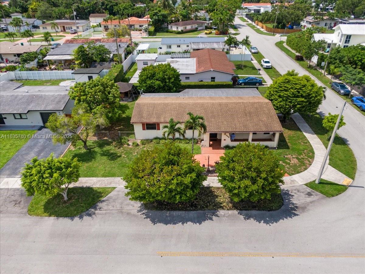 8370 SW 46th St, Miami FL 33155