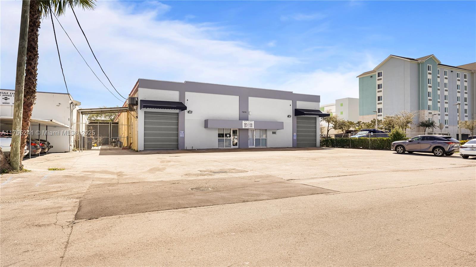 7450 NW 41st St, Miami FL 33166