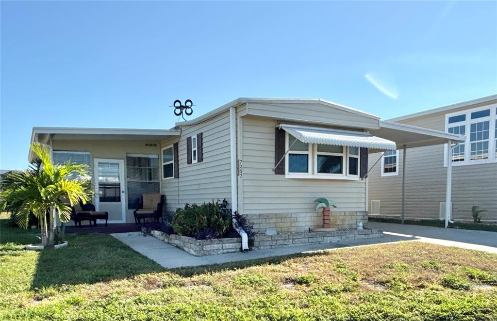 7257 MOUNT GEORGETOWN DRIVE NE UNIT 565