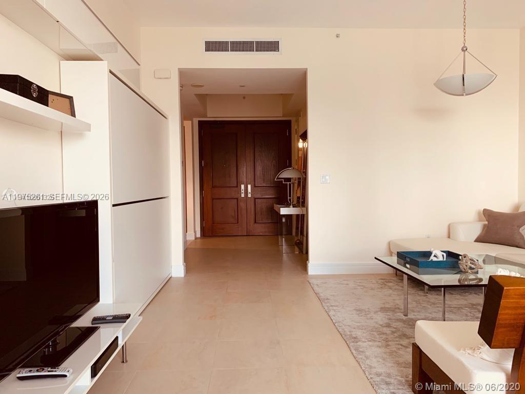 1425 Brickell Ave # 43D, Miami FL 33131