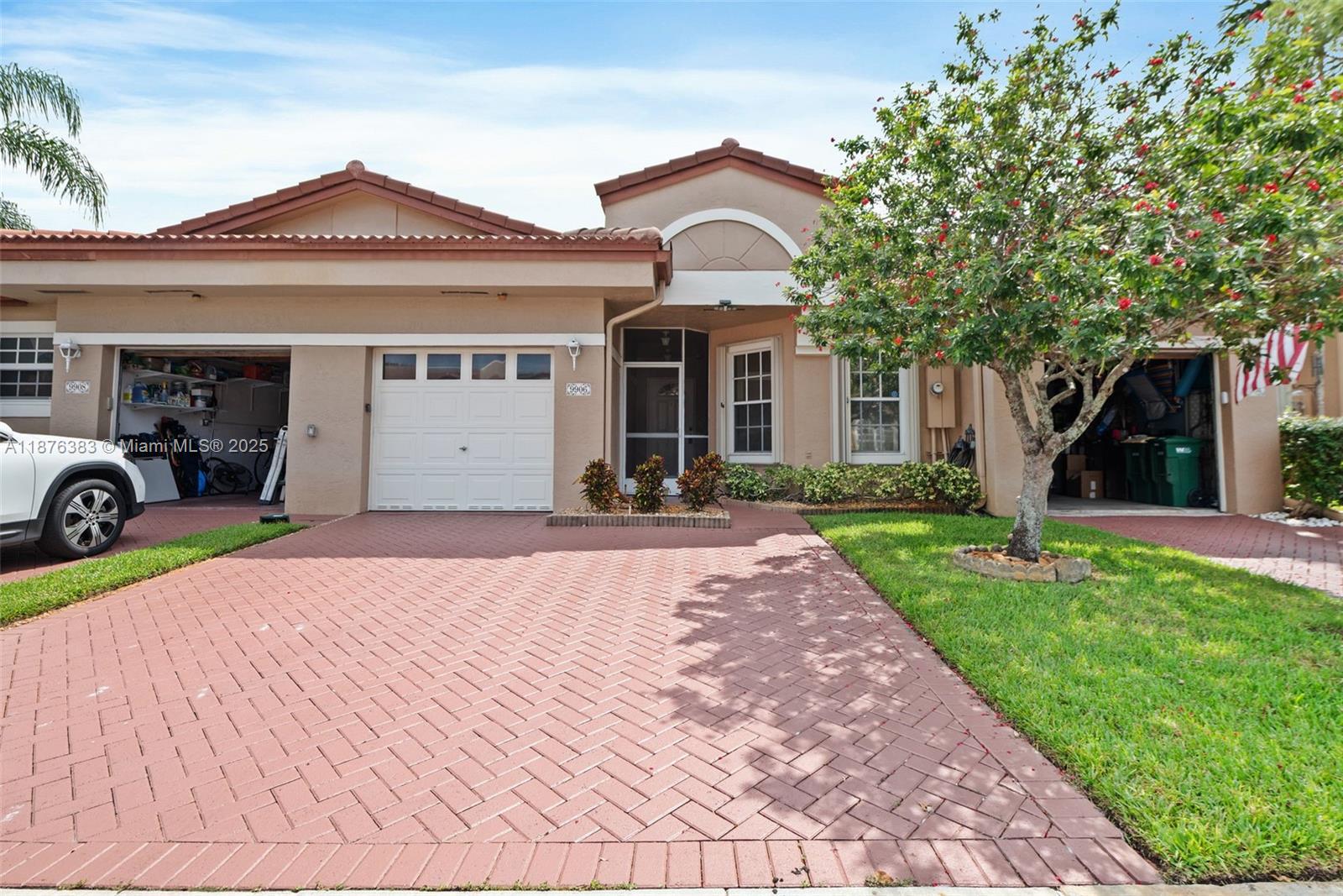 9906 Malvern Dr, Tamarac FL 33321