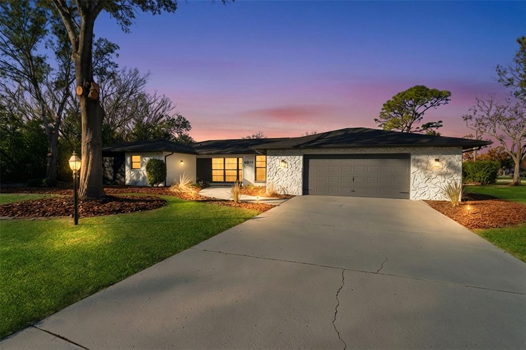 8019 RIVER COUNTRY DRIVE