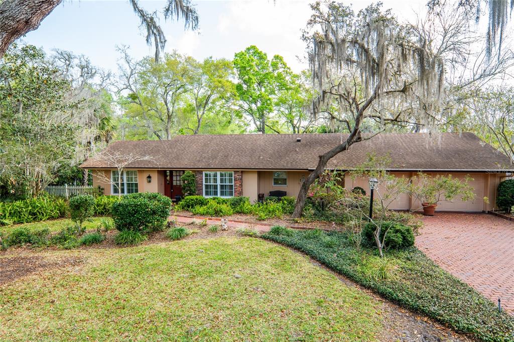 601 FOX VALLEY DRIVE
