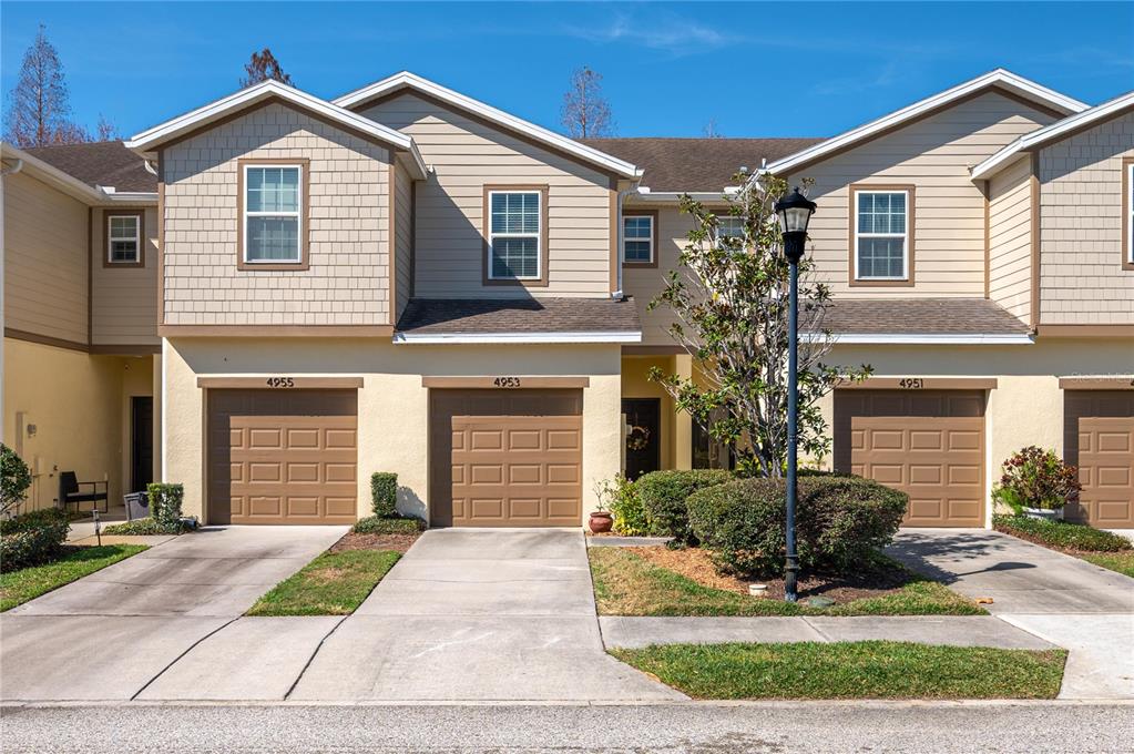 4953 WHITE SANDERLING COURT