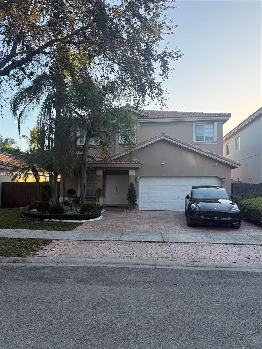 5863 NW 111th Ave, Doral FL 33178
