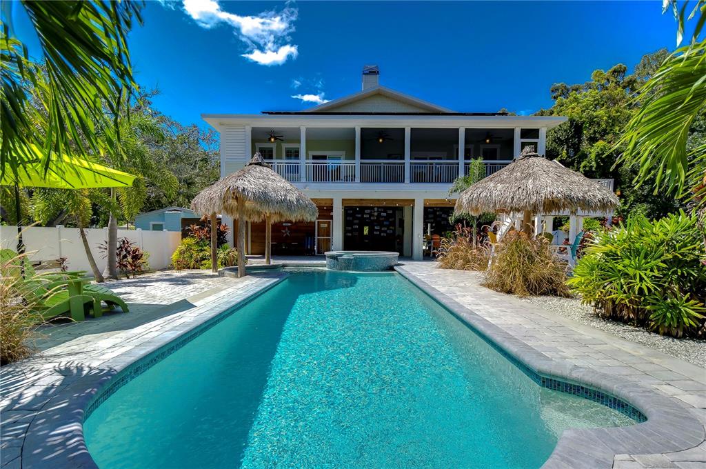 262 BANANA ROAD