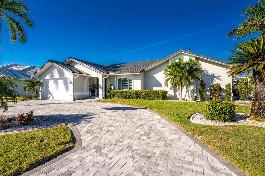 808 LUCIA DRIVE
