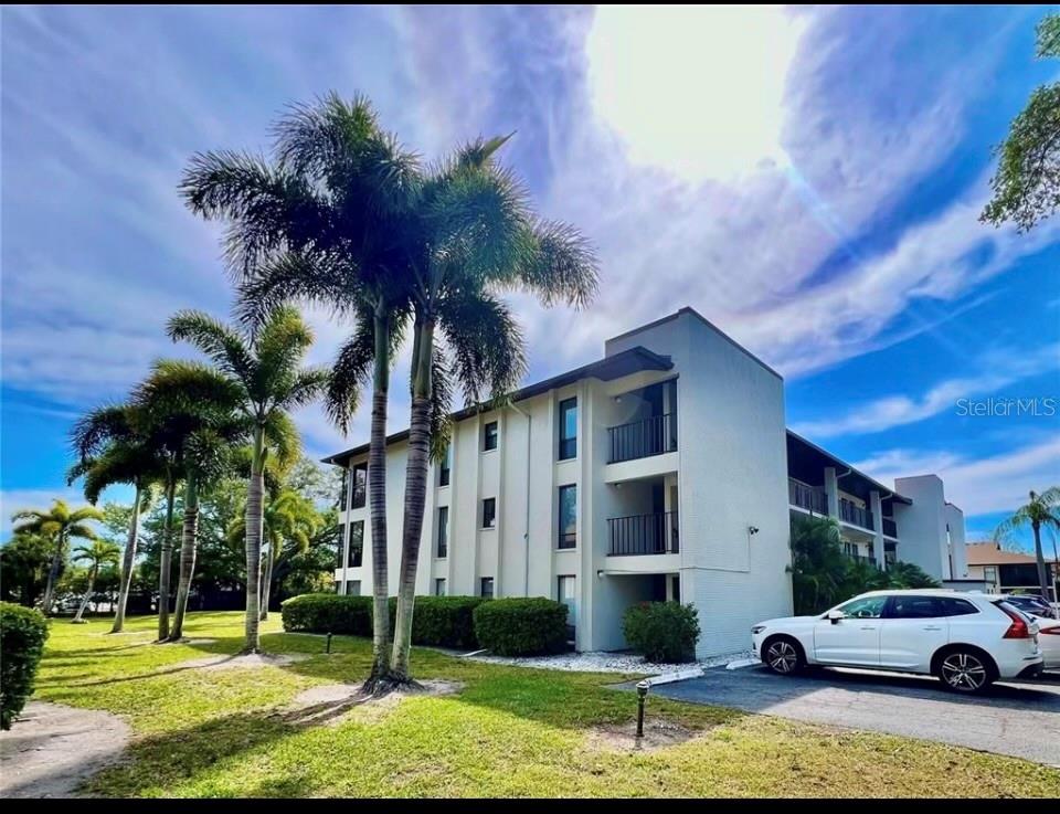 7203 CURTISS AVENUE UNIT 1A