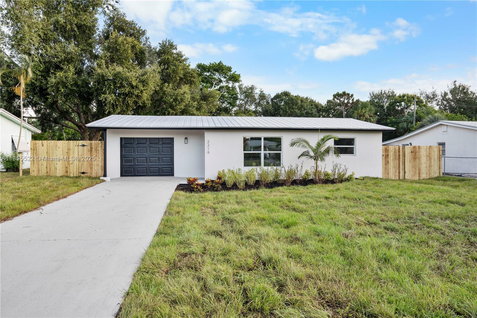 2319 NW Sunset Blvd, Jensen Beach FL 34957