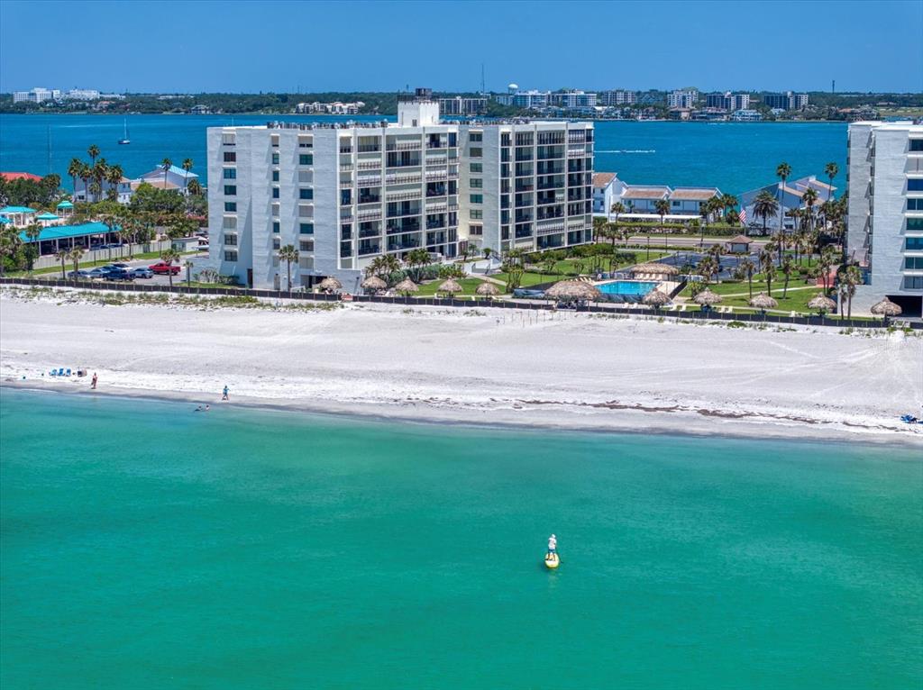 1400 GULF BOULEVARD UNIT 804, CLEARWATER BEACH, FL — photo 2 of 30