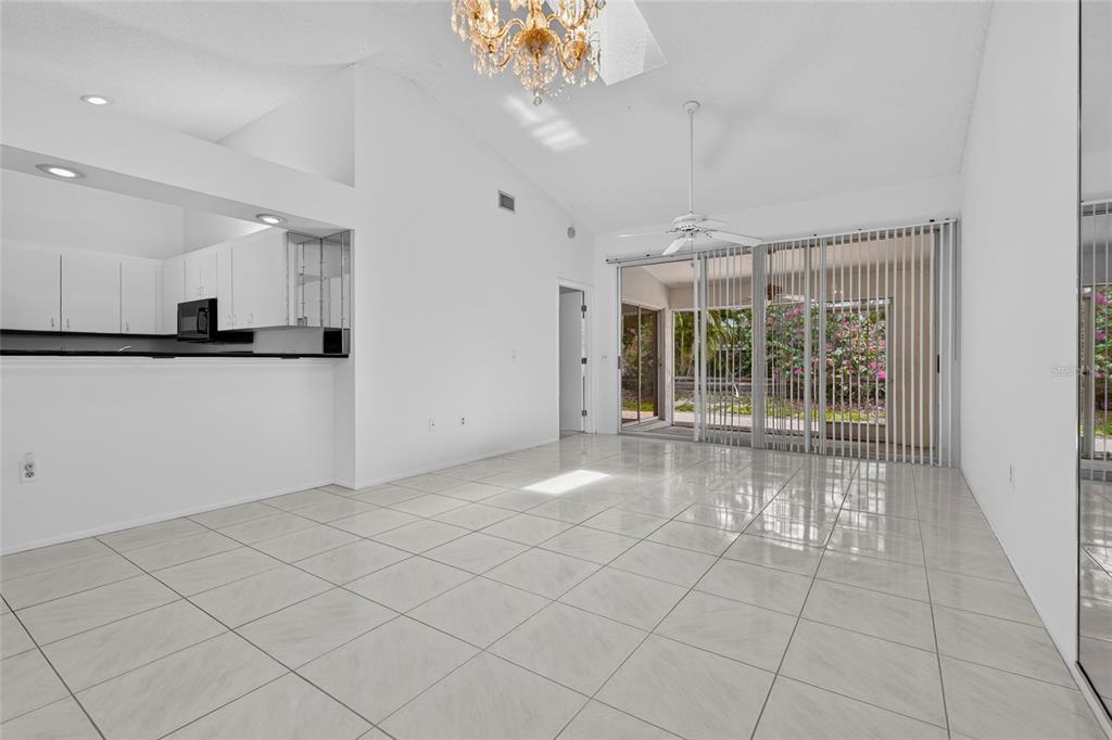 5723 MONTE ROSSO ROAD, SARASOTA, FL — photo 4 of 30