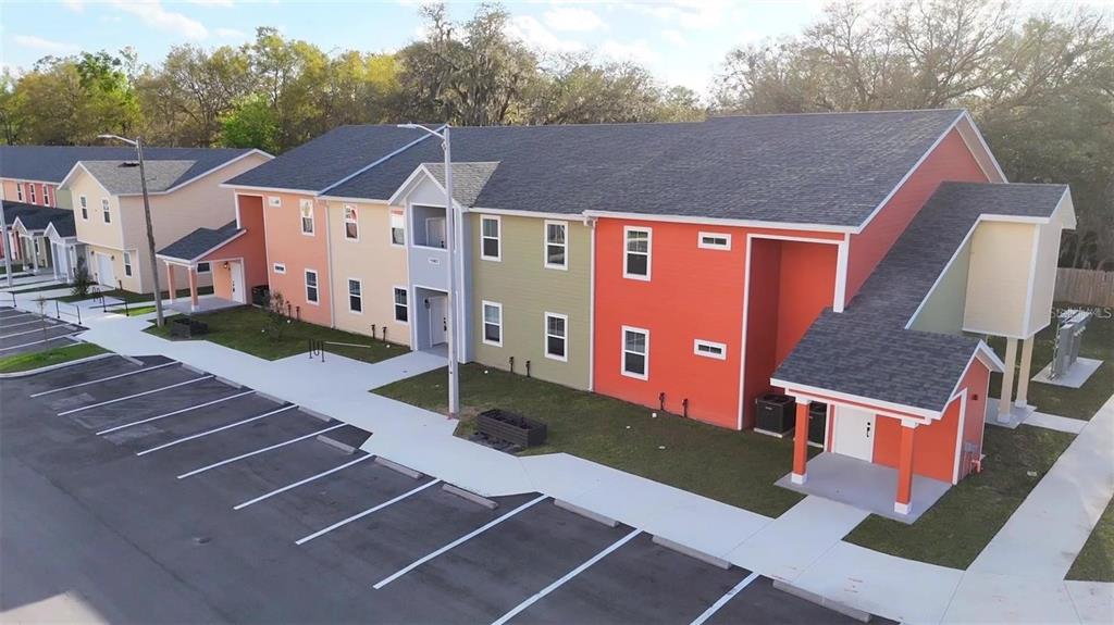 1581 NW 29TH ROAD UNIT 4
