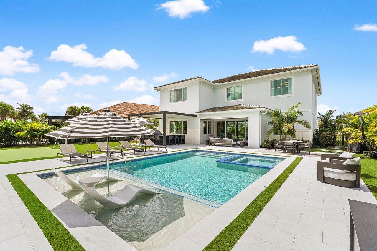 12156 Waterstone Circle, Palm Beach Gardens FL 33412