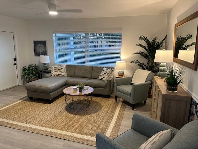 526 Eastwind Drive # 526, North Palm Beach FL 33408
