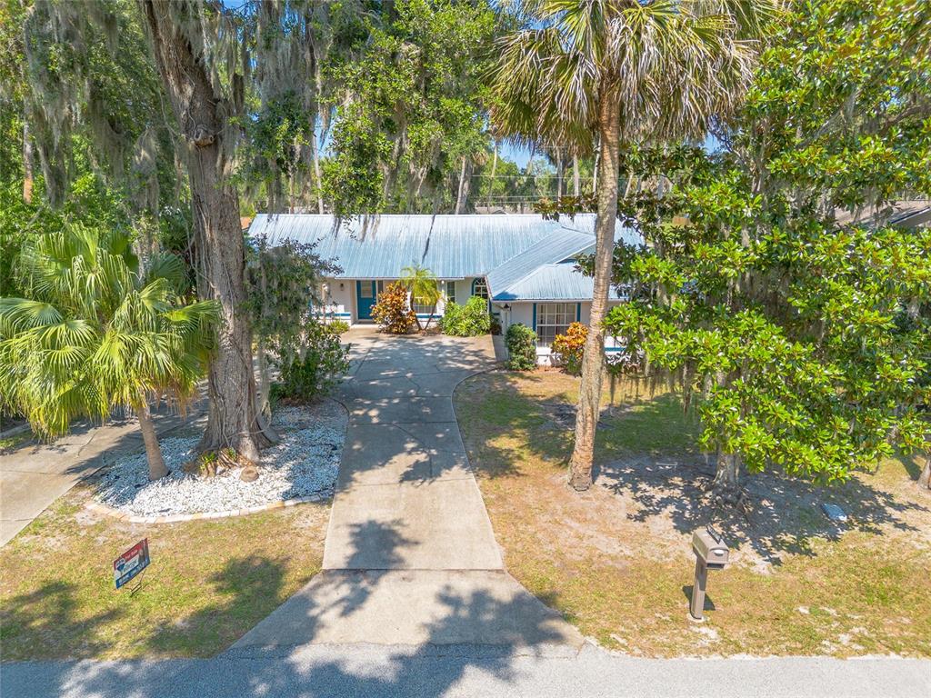 1927 ORANGE TREE DRIVE
