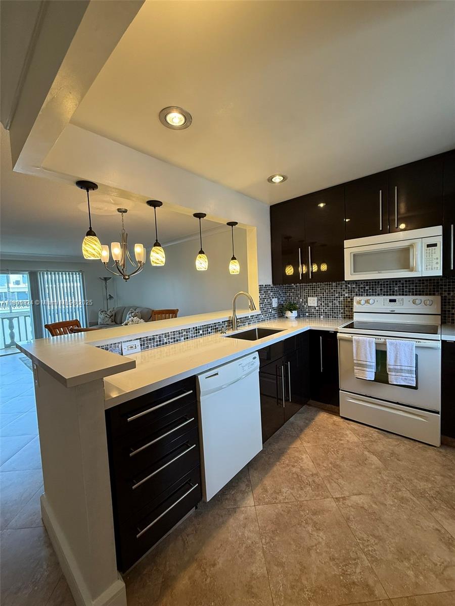 218 NE 12th Ave # 503, Hallandale Beach FL 33009