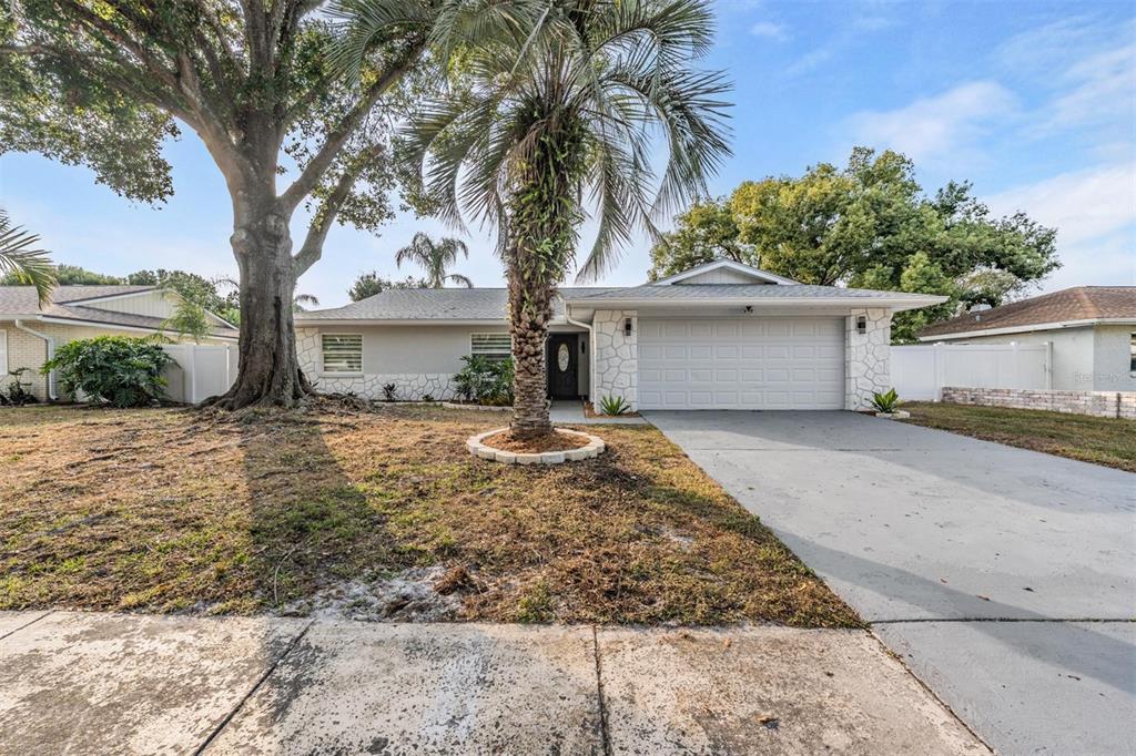 3366 FOX HILL DRIVE