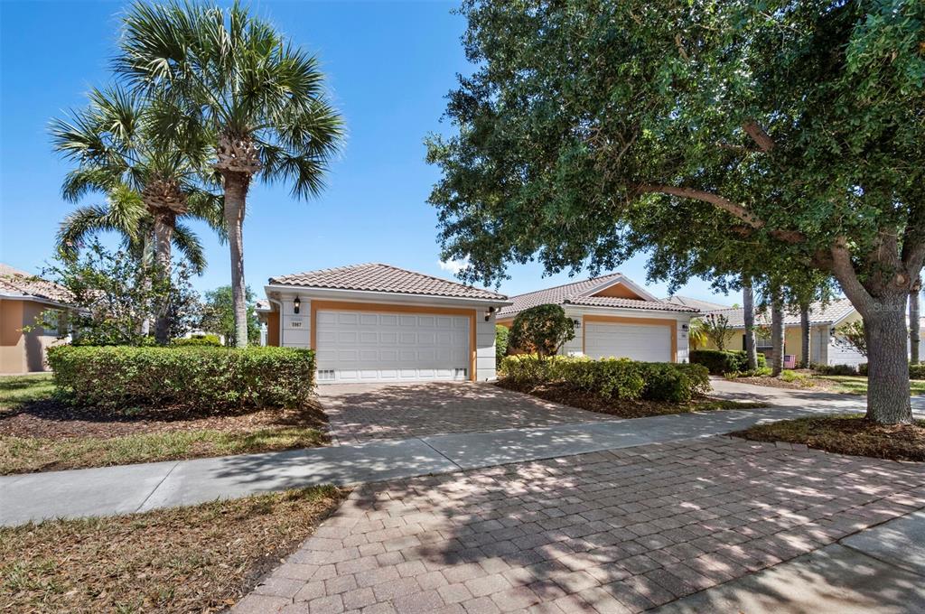 5967 BENEVENTO DRIVE