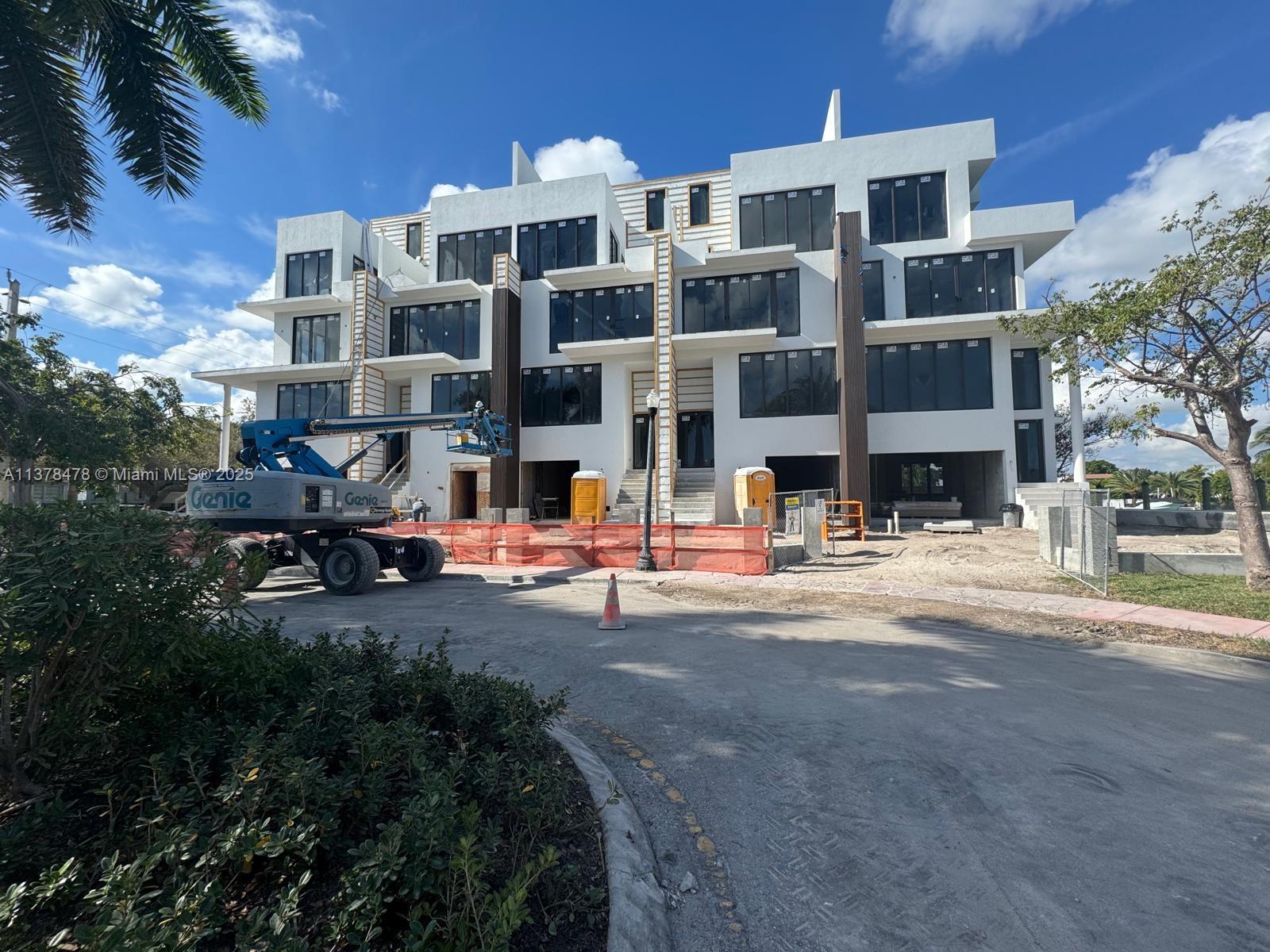 7300 Trouville Esplanade # 3, Miami Beach FL 33141